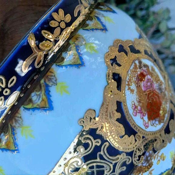 European-style Asian Influenced Intricate Moriage Koi Fish Bowl Planter - Picture 13 of 16